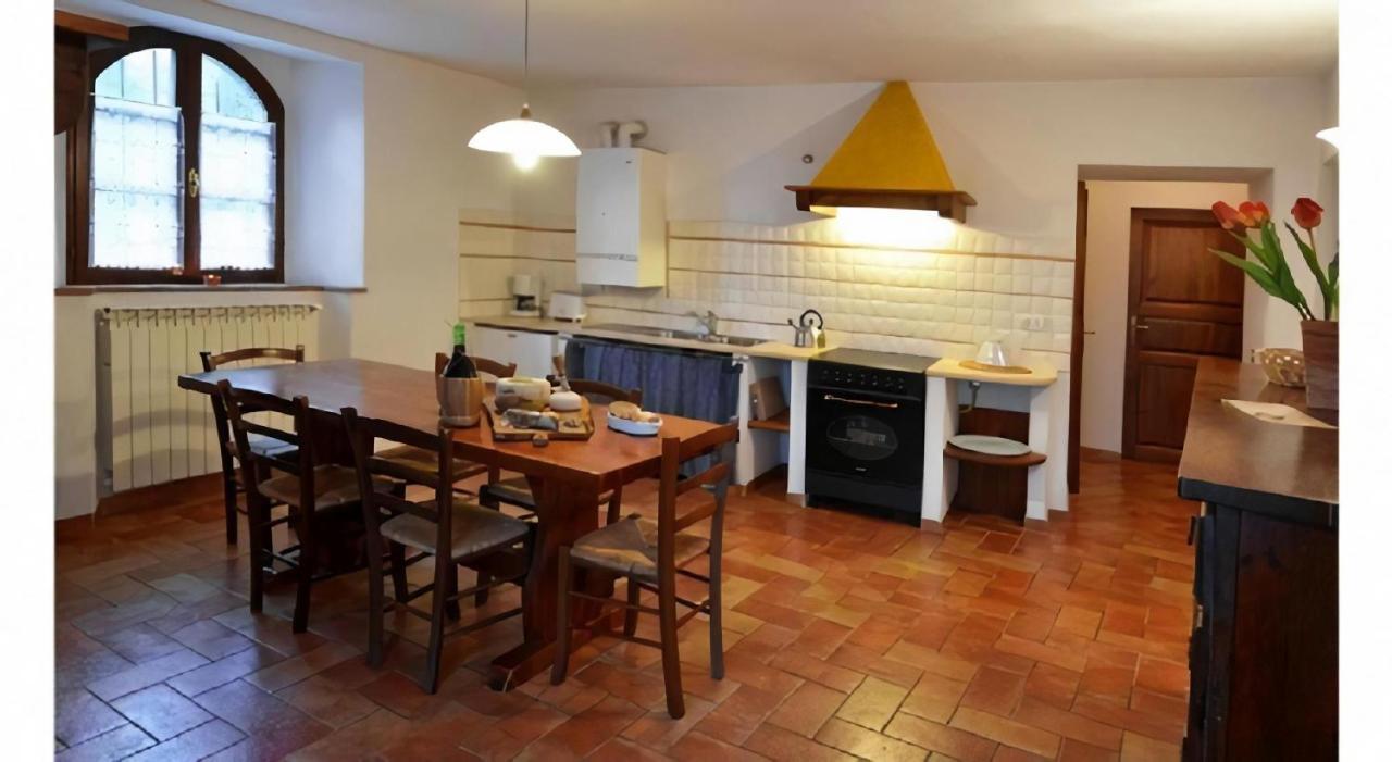 Agriturismo Bellavista Radicondoli Bagian luar foto